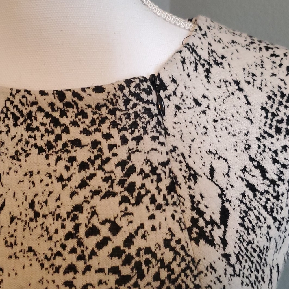 Calvin Klein Cream Black Python Pattern Dress Siz… - image 2